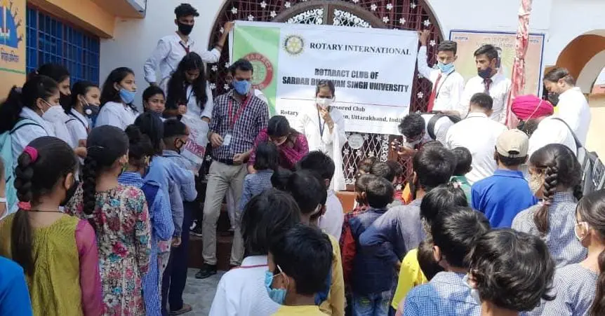 sanitizer cum stationary kit distribution program